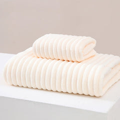 Absorbent Bath Towel